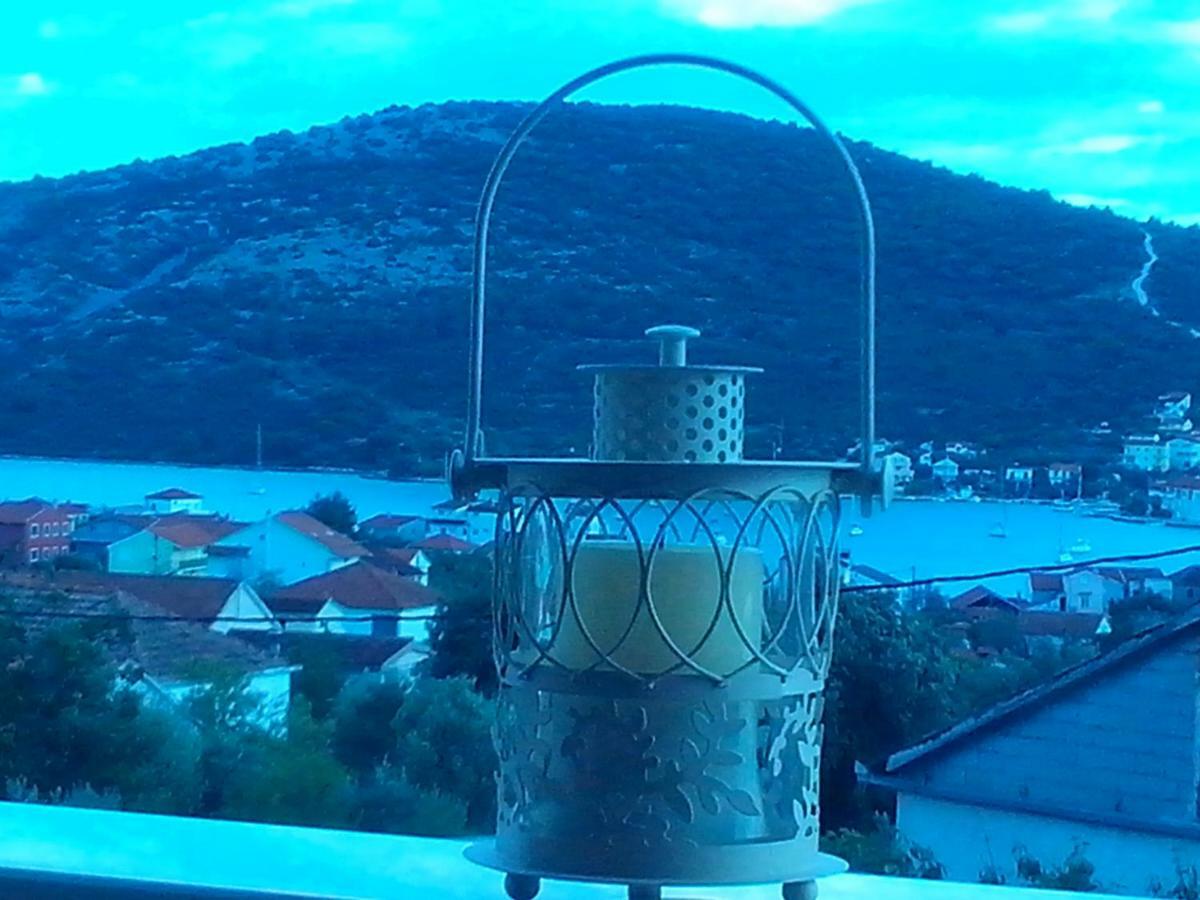 Apartment Silvija Vinišće Kültér fotó